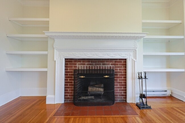 Photo - 857 Beacon St Unidad 51
