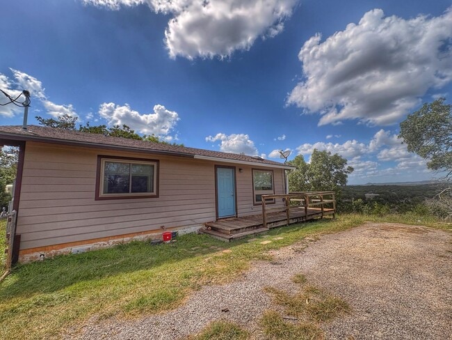 Building Photo - 2/1 in Bandera River Ranch