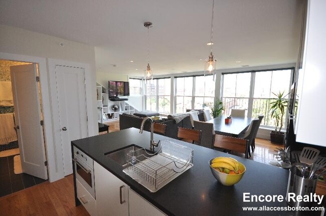 Photo - 654 Massachusetts Ave Unit 6