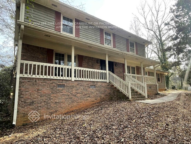 Photo - 5120 E Shore Dr SW