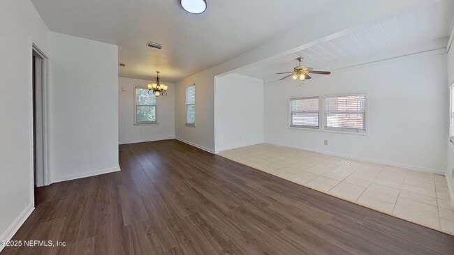 Photo - 3325 Claremont Rd