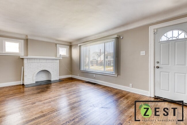 Photo - OPEN HOUSE-DECEMBER 18TH! 5PM-5:30PM! BEAUTIFULLY REMODELED - 3-Bedroom 1-Bathroom 2-Car Garage