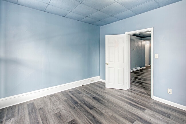 Photo - 32 Walnut St