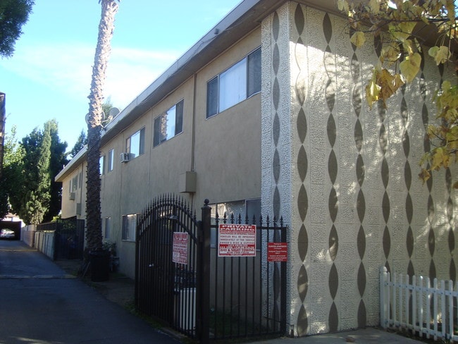 Photo - The Cloister Apartments