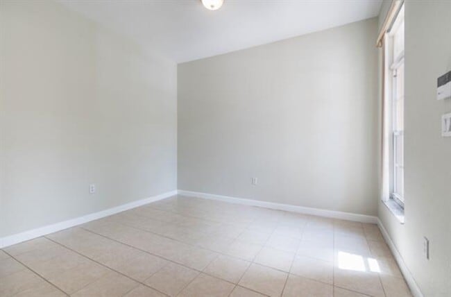 Photo - 12853 SW 134th St