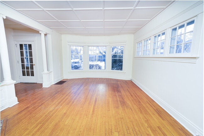 Building Photo - 19 Harrison Ave Unit 1 Rental