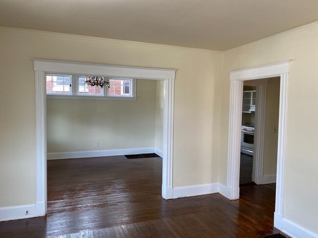 Photo - 641 Clemmer Ave