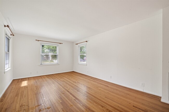 Photo - 5505 Huisache St