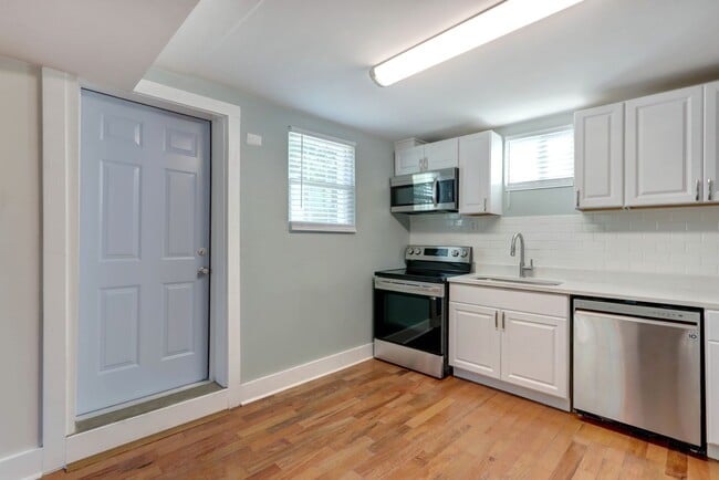 Photo - 803 Atlantic Ave Unidad 803 1/2 Atlantic Ave