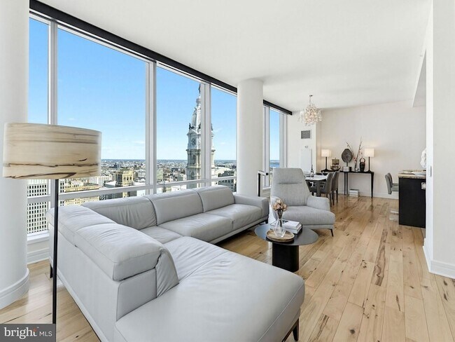 Photo - 1414 S Penn Square Unit 32F