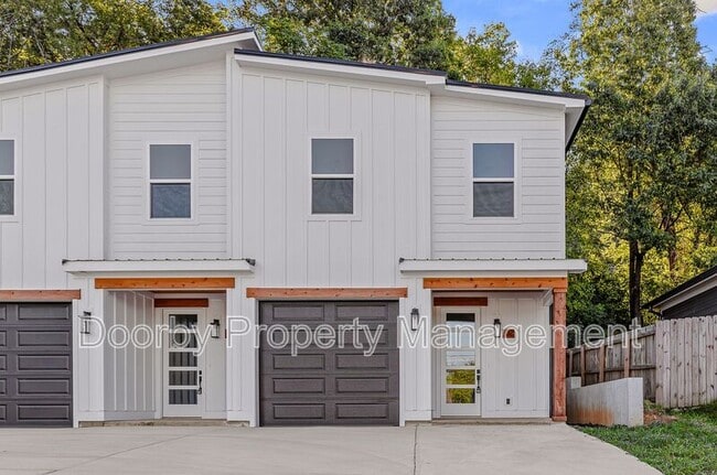 Building Photo - 432 Wayne Ave