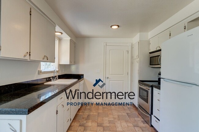 Photo - 3 Bed 1 Bath Rambler