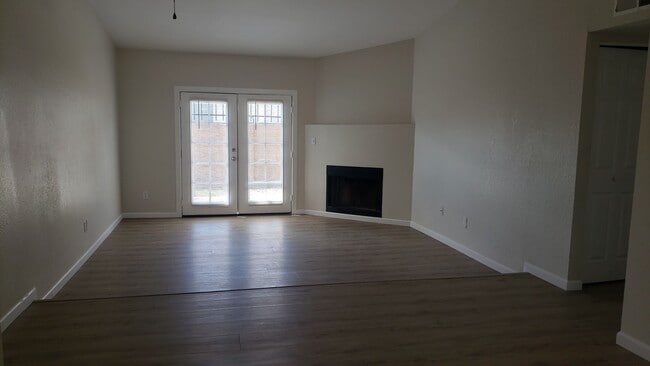Photo - Remodeled 3 Bedroom 2 Bathroom in Central Phoenix!!