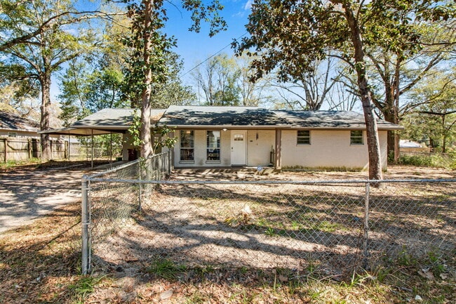 Building Photo - 876 E Walnut Ave Rental