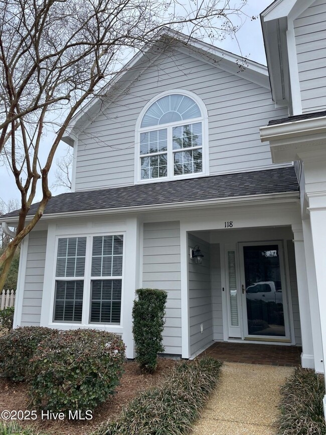 Building Photo - 6211 Wrightsville Ave Unit Apt 118