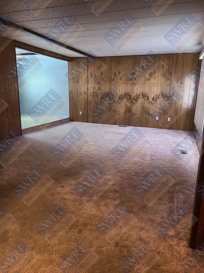 Photo - 1038 Lyle St