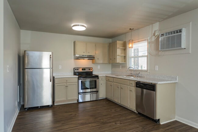Photo - 816 Greenland Dr