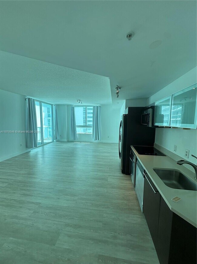 Photo - 1900 N Bayshore Dr Unit 2305