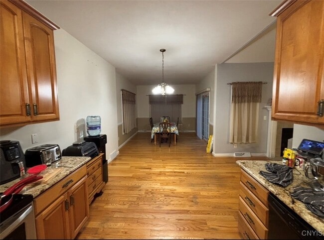 Photo - 5055 Constitution Ln