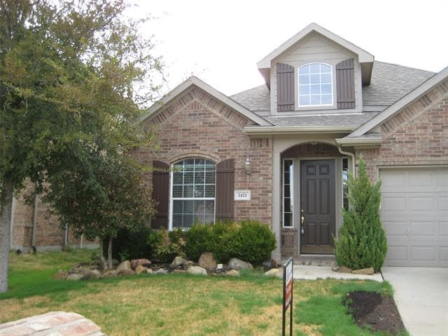 Building Photo - 2421 Mallard Dr