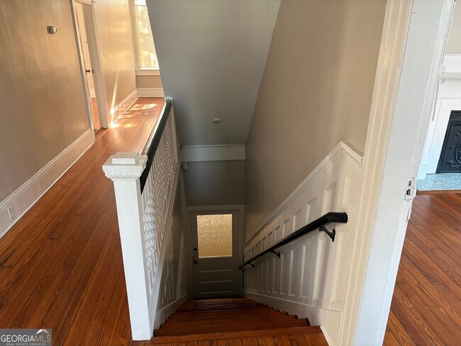 Photo - 836 E Henry St Unidad C