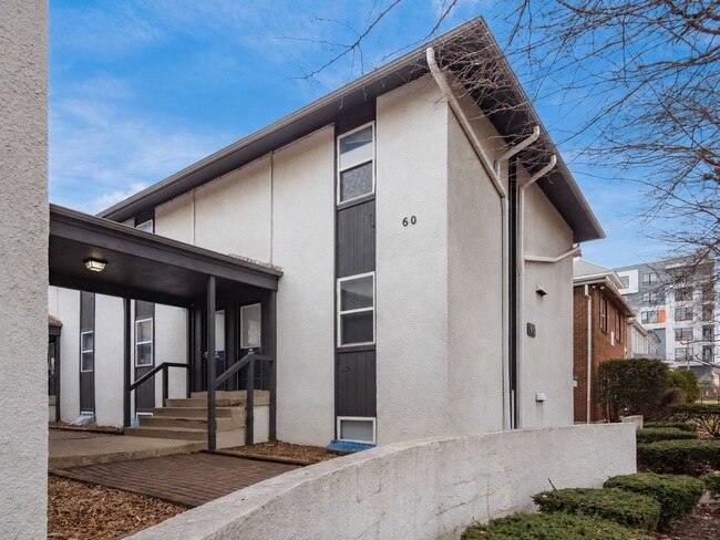 Building Photo - 70 W 8th Ave Unit C1