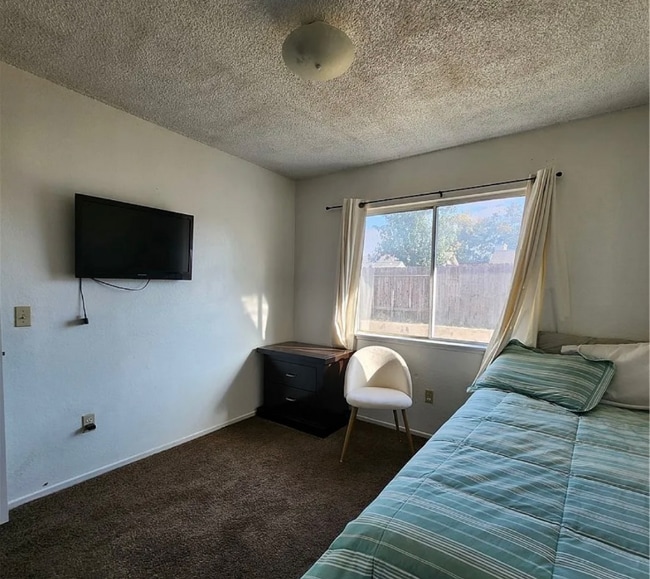 Photo - 738 Trixis Ave