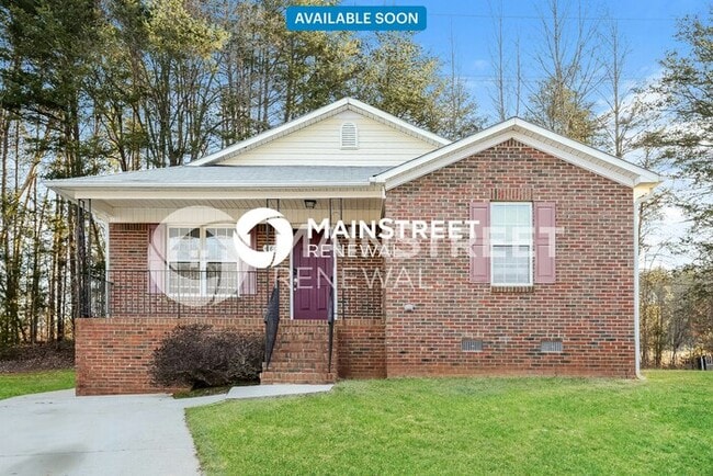 Building Photo - 3 Bedroom Pet-Friendly Home in GREENSBORO,...