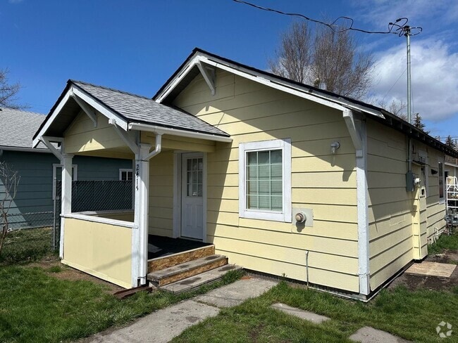 Building Photo - 2415 Eberlein Ave Rental