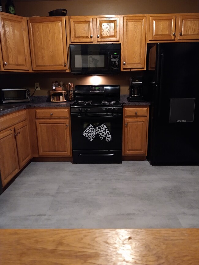 Kitchen - 178 E Redrock Dr Unit 60