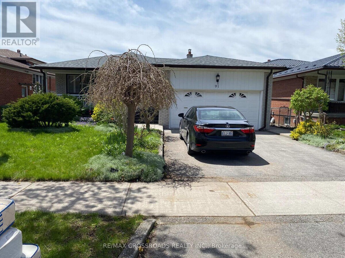 Photo - 91 Bickerton Crescent