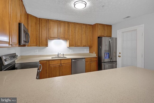 Photo - 3708 Excalibur Ct Unidad 102