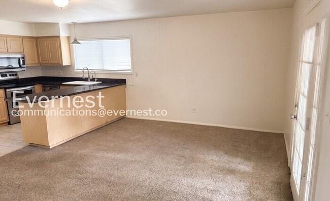 Photo - 3Bed/2Bath with Fenced Yard/ Available Now!