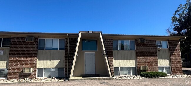 Building Photo - 1910 Dublin Blvd Unit 4 Rental