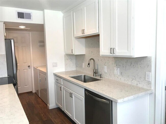 Photo - 2750 Holly Hall St Unit 1907