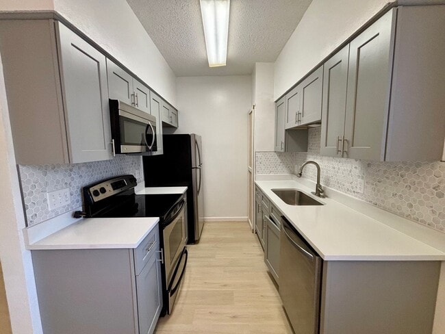 Photo - West Campus 2/2 Condo Unit 31st condo