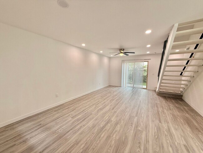 Photo - 7388 Tooma St Unit 189