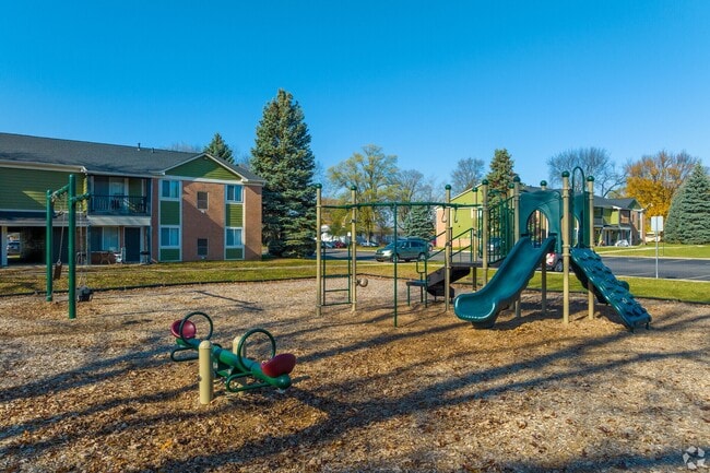 Photo - 1326 Holmes Rd Unit Spacious 3 Bed 2 Bath!