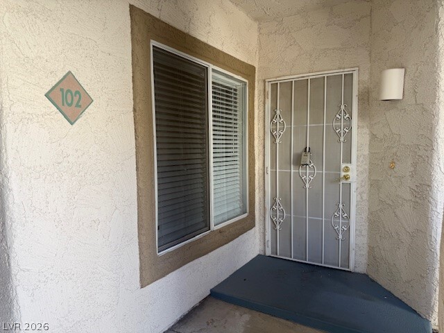 Building Photo - 6705 Squaw Mountain Dr Unit 102