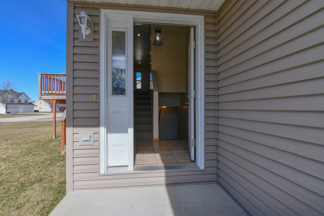 Photo - 235 Cavil Way