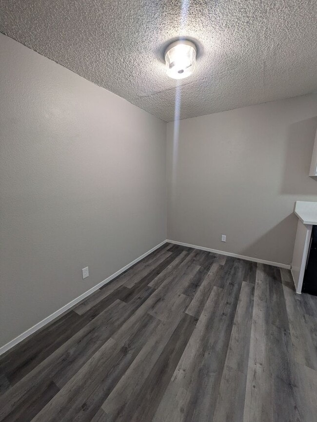 Photo - NW FOURPLEX