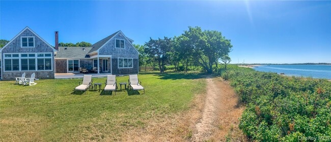 Photo - 2450 Peters Neck Rd