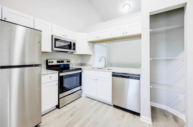 609 Brentmeadow Cir