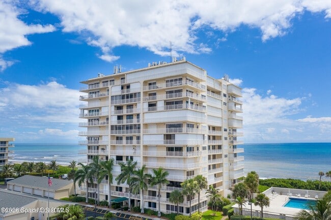 Building Photo - 877 N Hwy A1A Unit 1005
