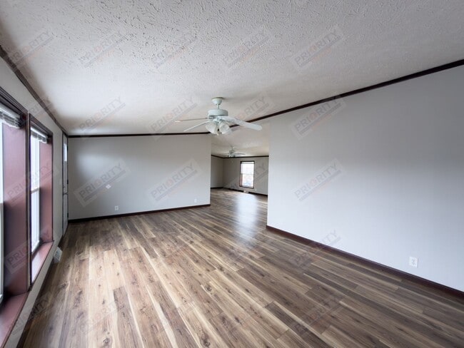 Photo - Spacious 4 bedroom single family home