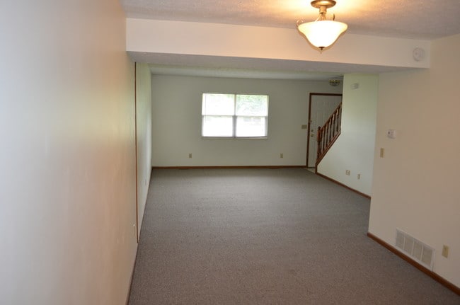 Photo - 6300 Ervin Rd