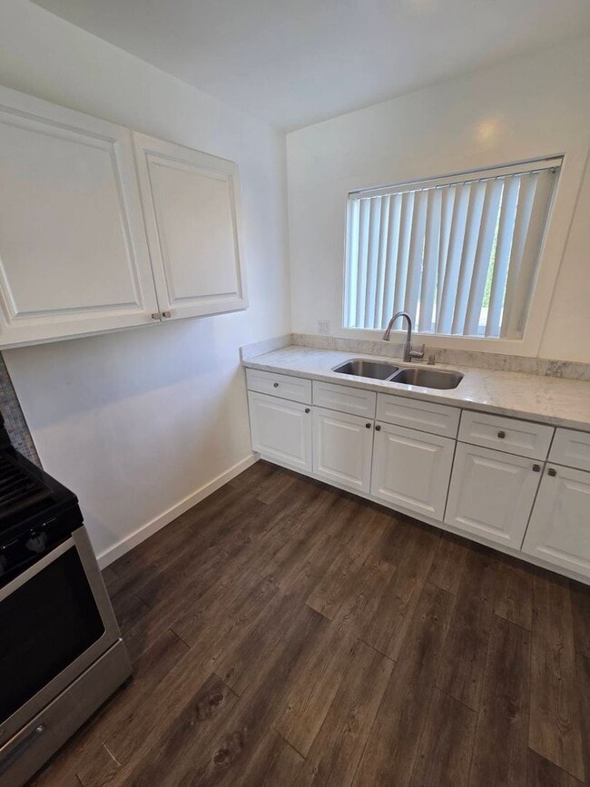 Photo - 4388 Ventura Canyon Ave Unit 3