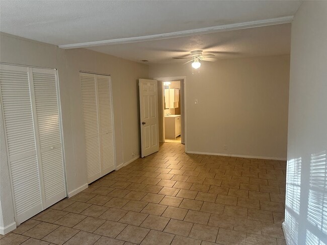 Photo - 9301 Chesterfield Dr