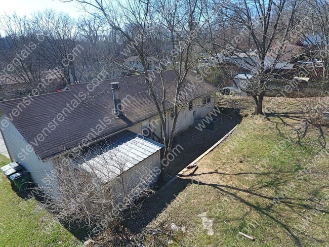 Photo - 3260 Niagara Dr