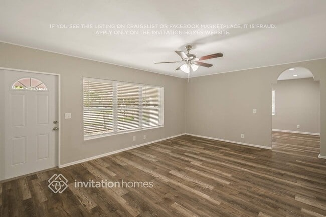 Photo - 525 Dolphin Dr